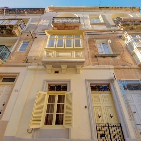 Victory Authentic Maltese Duplex In Apartmán