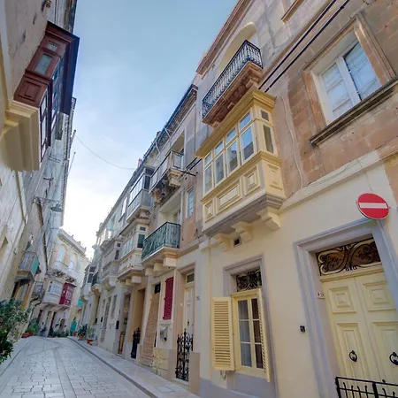 Victory Authentic Maltese Duplex In Apartmán Birgu