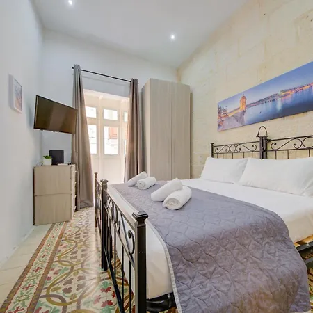 Victory Authentic Maltese Duplex In